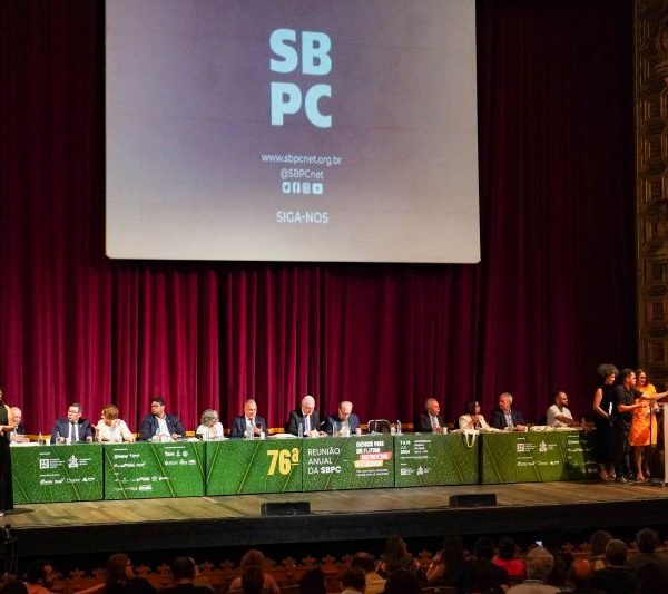 Governo do Estado participa da abertura do maior evento científico da América Latina