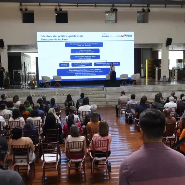 Semas expande diálogo sobre bioeconomia no Pará em evento climático da Amazônia
